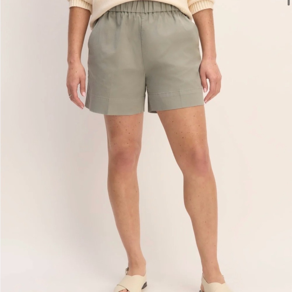 NWOT Everlane The Easy Short in Sage Green